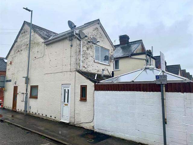 1 Bedroom Flat