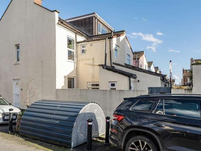 1 Bedroom Flat