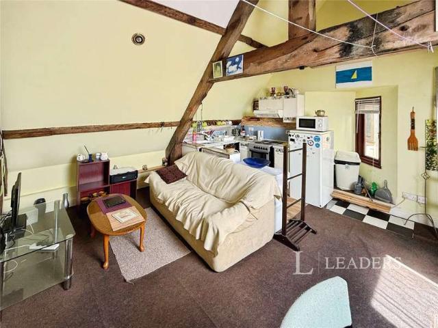 1 Bedroom Flat