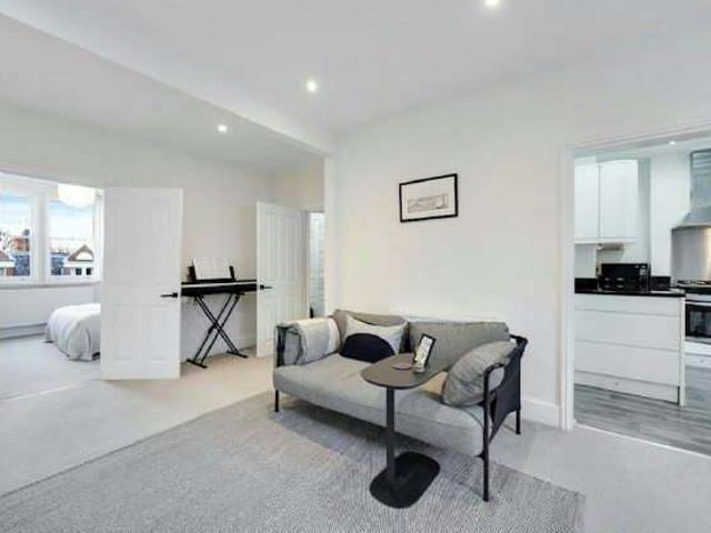 1 Bedroom Flat