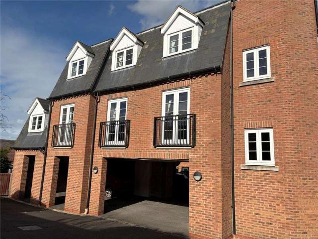 1 Bedroom Flat