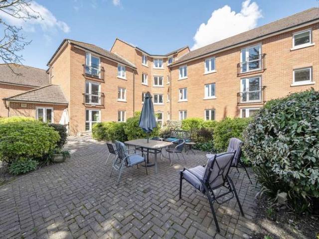 1 Bedroom Flat