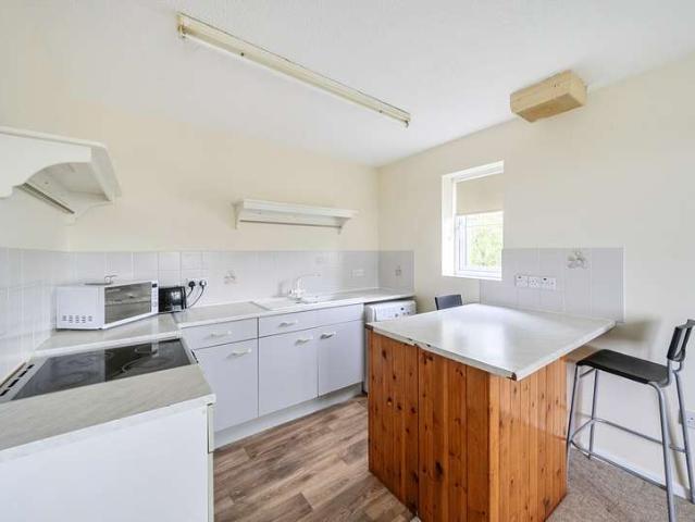 1 Bedroom Flat