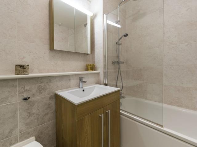 1 Bedroom Flat