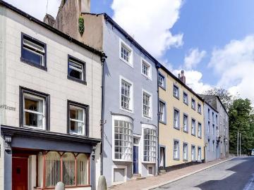 1 Bedroom Flat