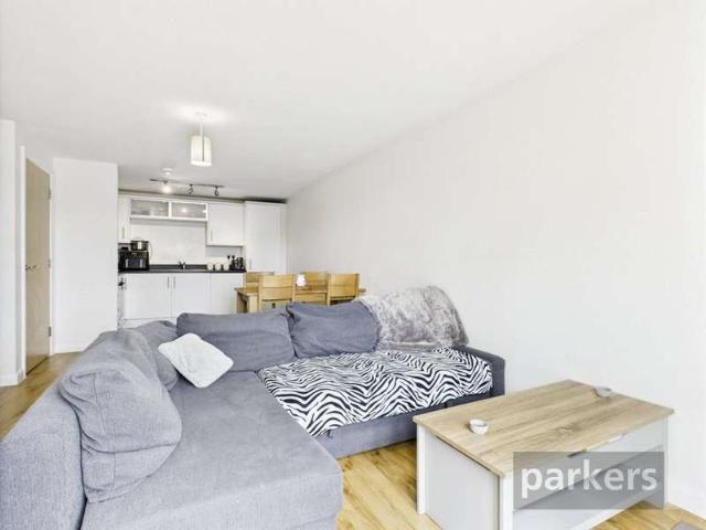 1 Bedroom Flat
