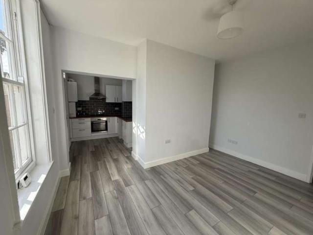 1 Bedroom Flat