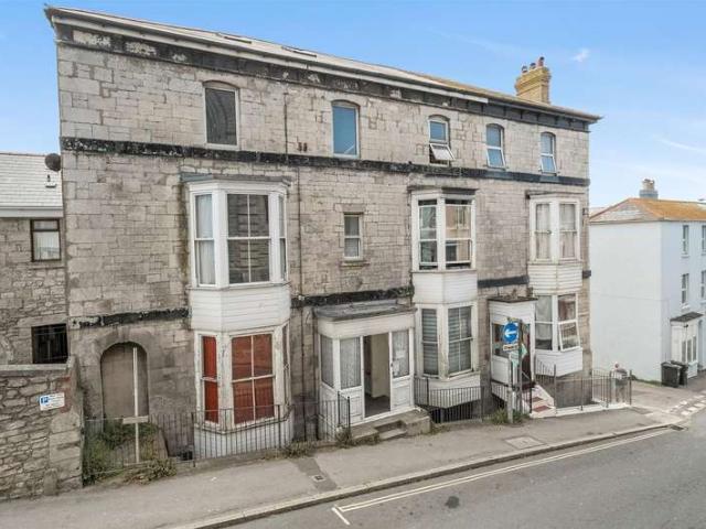 1 Bedroom Flat