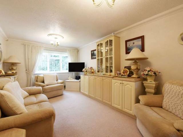1 Bedroom Flat