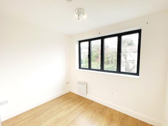 1 Bedroom Flat