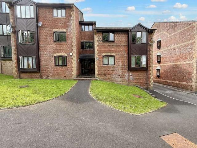 1 Bedroom Flat
