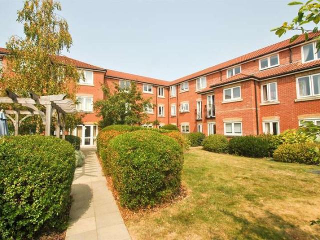 1 Bedroom Flat