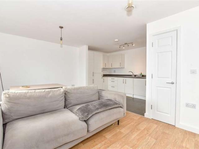 1 Bedroom Flat