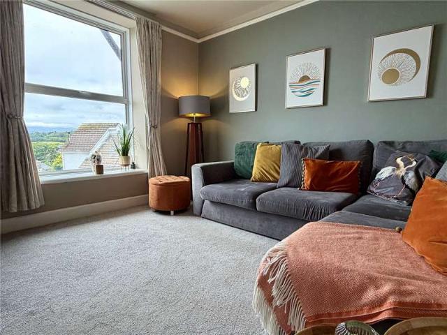 1 Bedroom Flat