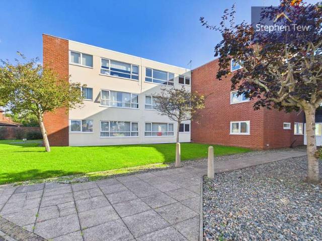 1 Bedroom Flat