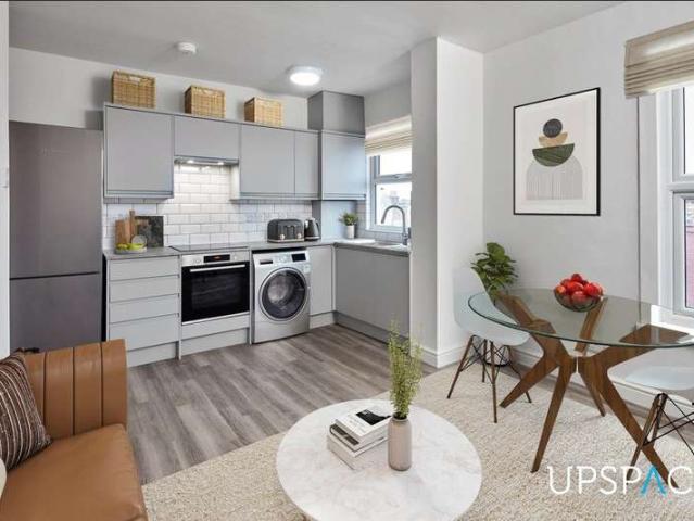 1 Bedroom Flat