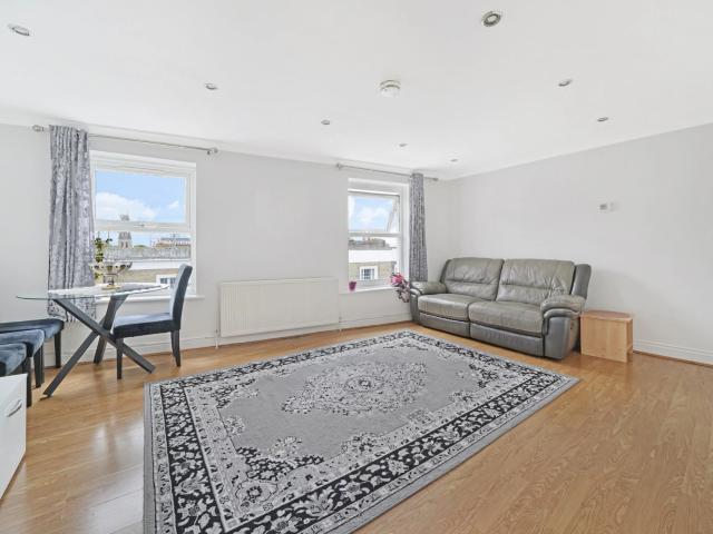 1 Bedroom Flat