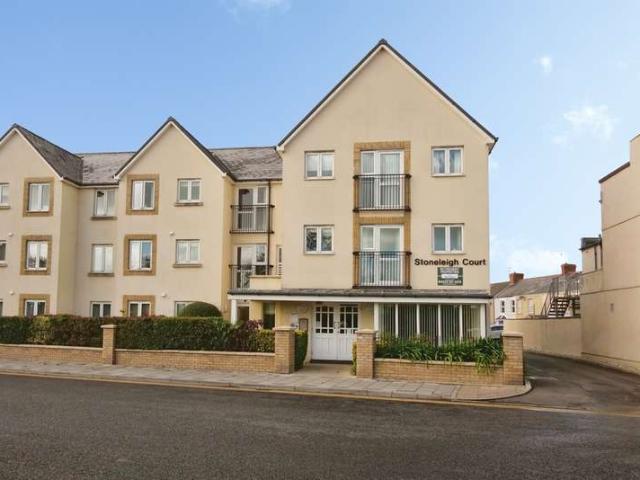 1 Bedroom Flat