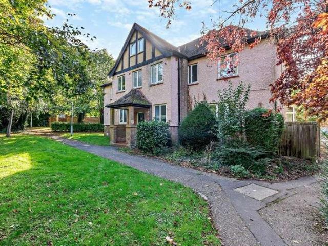 1 Bedroom Flat