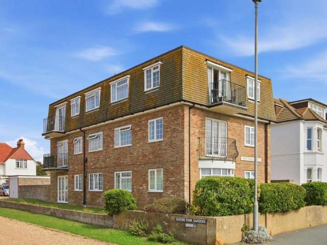 1 Bedroom Flat