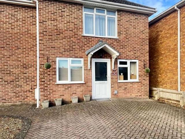 1 Bedroom Flat