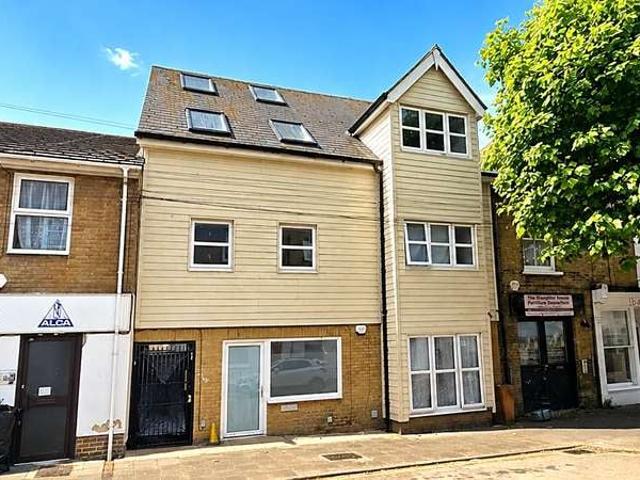 1 Bedroom Flat