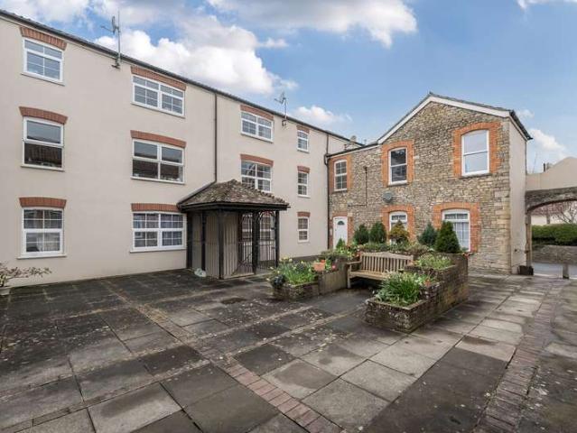 1 Bedroom Flat