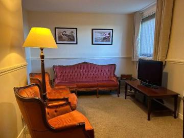 1 Bedroom Flat