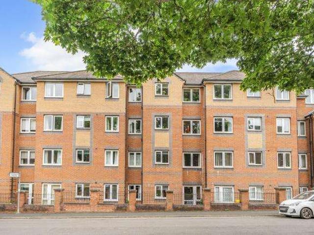 1 Bedroom Flat