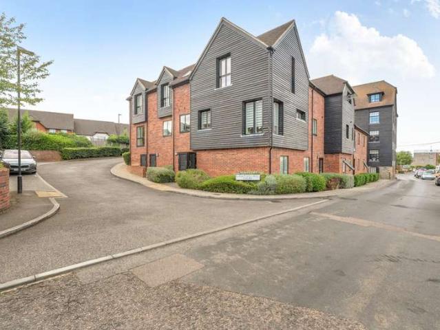 1 Bedroom Flat