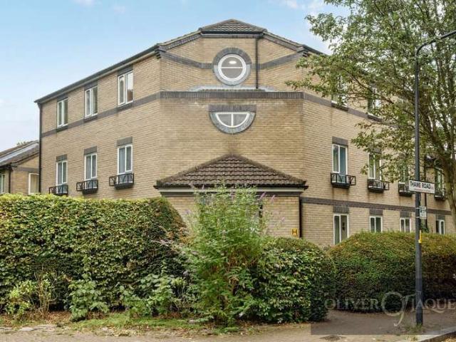 1 Bedroom Flat