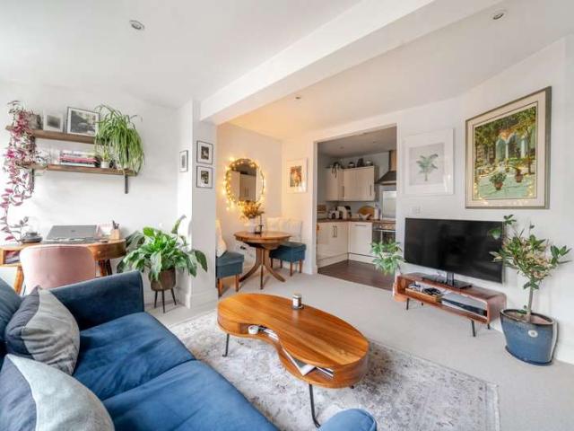 1 Bedroom Flat