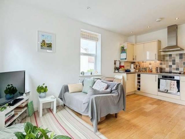 1 Bedroom Flat