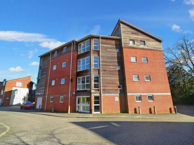 1 Bedroom Flat