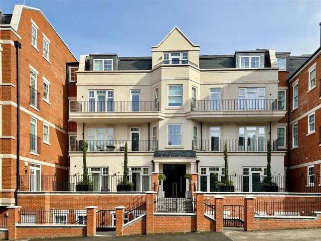 1 Bedroom Flat