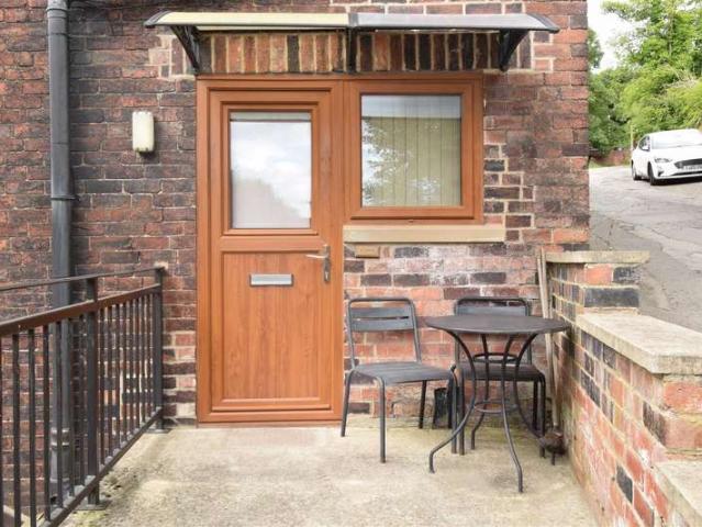 1 Bedroom Flat