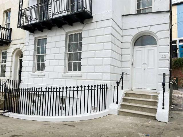 1 Bedroom Flat