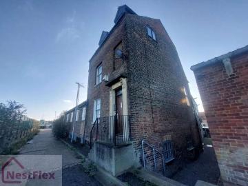 1 Bedroom Flat