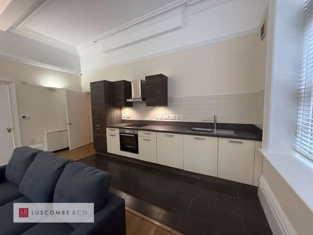1 Bedroom Flat