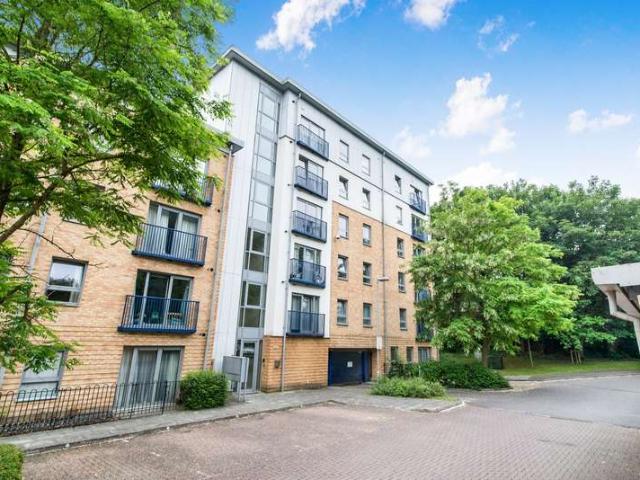 1 Bedroom Flat
