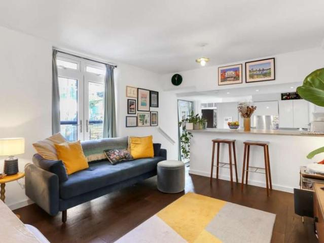 1 Bedroom Flat