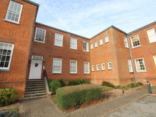 1 Bedroom Flat