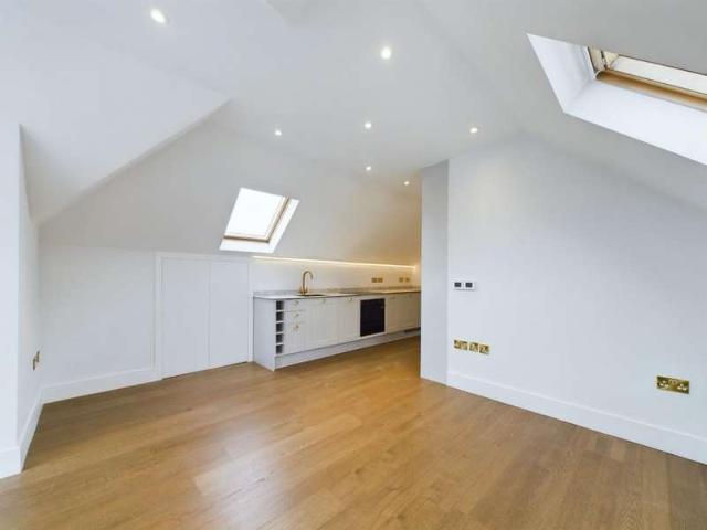 1 Bedroom Flat