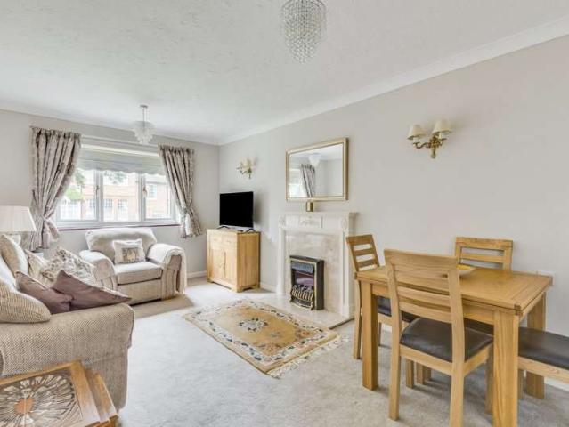 1 Bedroom Flat