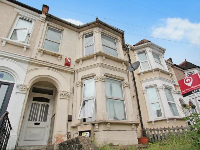 1 Bedroom Flat