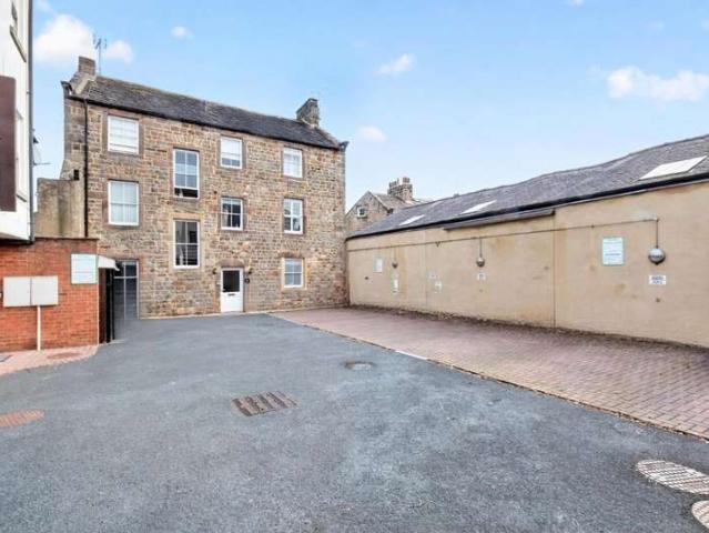 1 Bedroom Flat