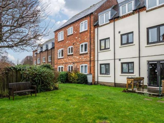 1 Bedroom Flat