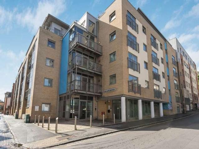 1 Bedroom Flat