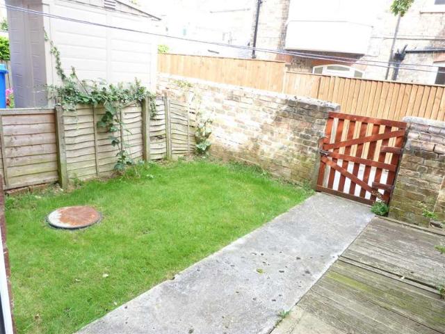 1 Bedroom Flat