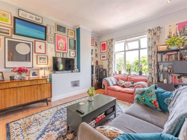 1 Bedroom Flat